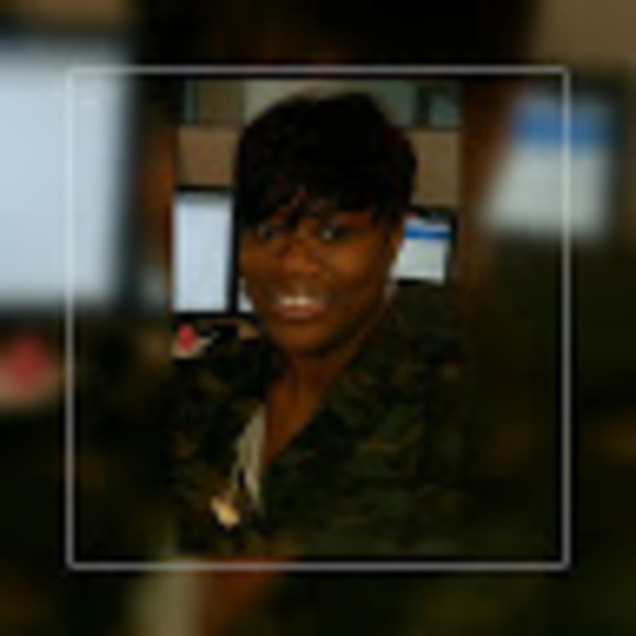 Meet your Posher, Paula - Picture 1 of 1